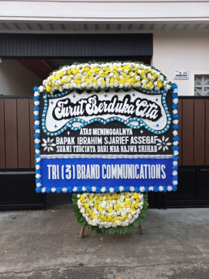 Papan Bunga Duka di Tulungagung